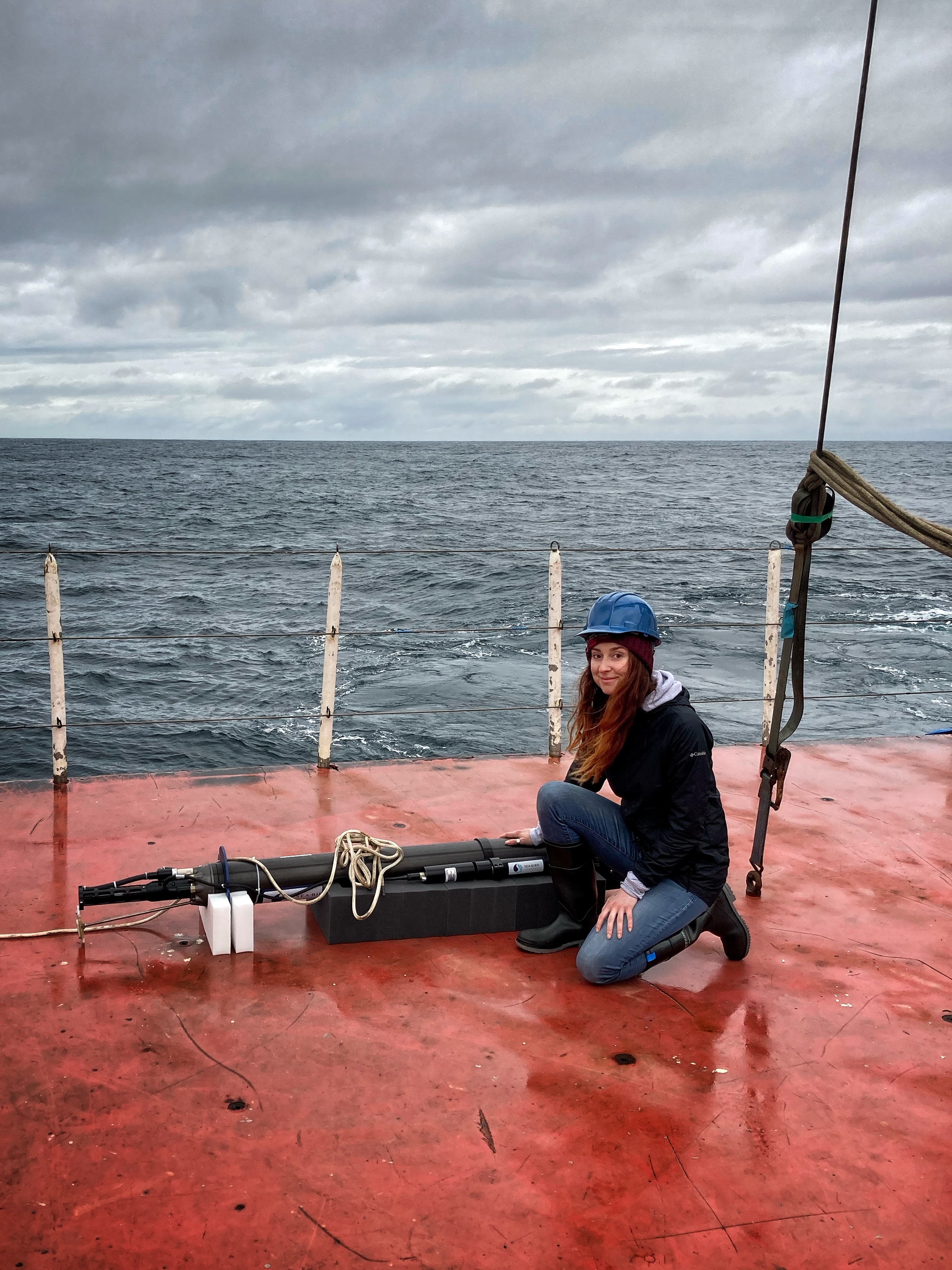 Deploying the BOOMLAB's first BGC-Argo float in the North Atlantic.